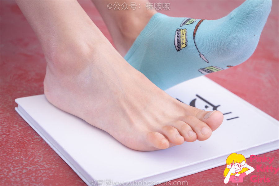 图片[12]-袜啵啵 – 摄影合集 [284套] [持续更新]-PinkyKitty Girls