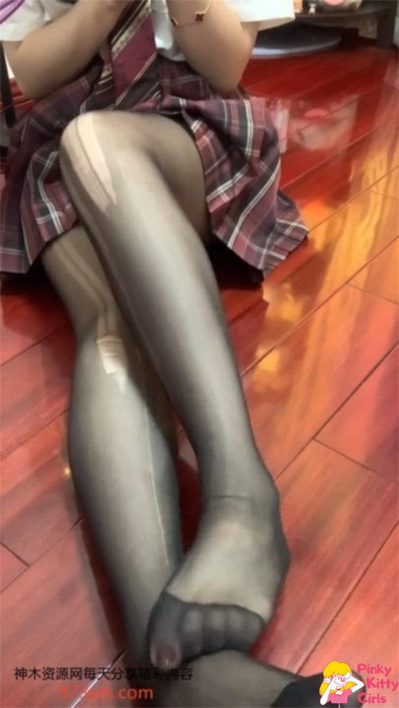 图片[1]-灵性饱满的欢欢 合集 [34V]-PinkyKitty Girls