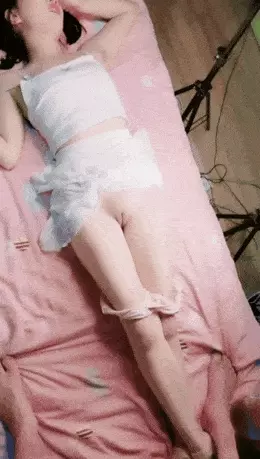 图片[6]-coser白丝双马尾萝莉嫩妹JK合集[716P/114V/73.5G]-PinkyKitty Girls